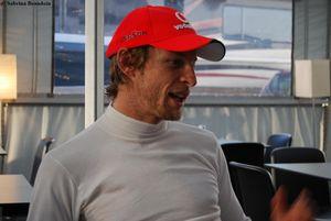 Jenson Button découvre la MP4-26