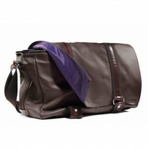 sac-en-cuir-boucanier-cuir-chocolat-boregart-1-ouvert_376x376 Le sac 48h: voyager tout en restant élégant