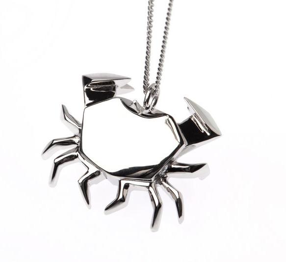 Entretien avec Claire Naa et Arnaud Soulignac, créateurs de Origami Jewellery Entretien avec Claire Naa et Arnaud Soulignac, créateurs de Origami Jewellery
