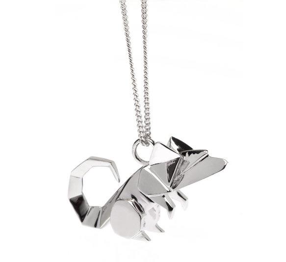 Entretien avec Claire Naa et Arnaud Soulignac, créateurs de Origami Jewellery Entretien avec Claire Naa et Arnaud Soulignac, créateurs de Origami Jewellery
