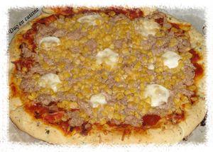 Pizza au thon et au maïs Pizza au thon et au maïs