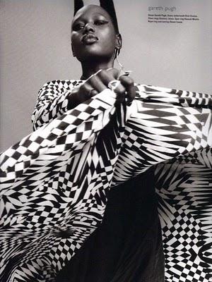Somptueuse Adja Deng dans I-D mag (pre-spring 2011) Somptueuse Adja Deng dans I-D mag (pre-spring 2011)