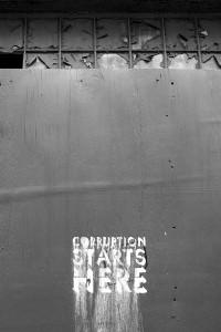 Corruption Starts Here. Avons-nous “la droite la plus bête du monde” ?