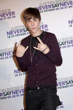 Justin_Bieber_Justin_Bieber_Never_Say_Never_qG4MHf0FpVZl.jpg