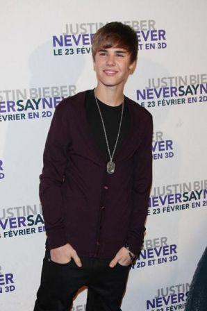 Justin_Bieber_arriving_French_premiere_movie_jmMOQLjQrKQl.jpg