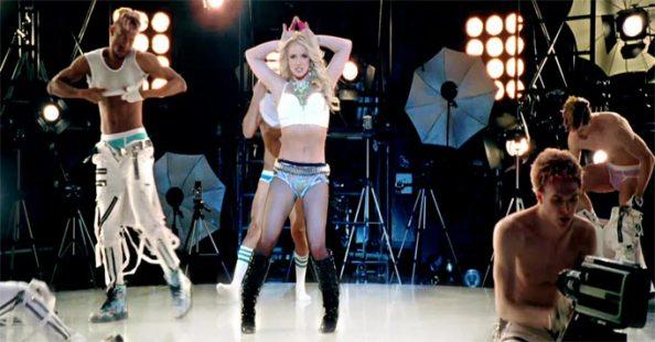 Britney Spears – Hold It Against Me (vidéo)