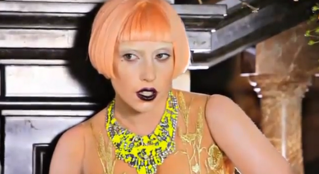 - Vidéo : Lady Gaga qui pose pour la couv' de Vogue US