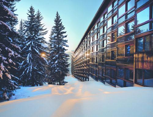 Exterieur-Hotel-Golf-E-BERGOEND-hoosta-magazine Exterieur-Hotel-Golf-E-BERGOEND-hoosta-magazine