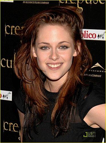 Pics of Q&A; at the Callao cinema Madrid promo Twilight ! twilight-premiere-madrid-29.jpg