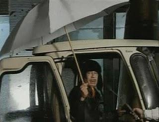 La politique c'est souvent con La politique c'est souvent con