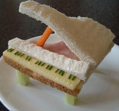 Les 10 sandwichs les plus insolites piano_sandwish.jpg