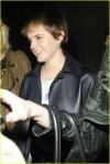 Emma Watson fait la tournée des clubs londonniens