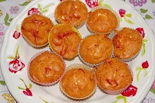 Cupcakes salés : poivron coeur de chêvre et topping pistache