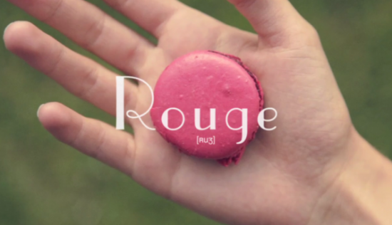 Arrivée à Paris rouge.jpg