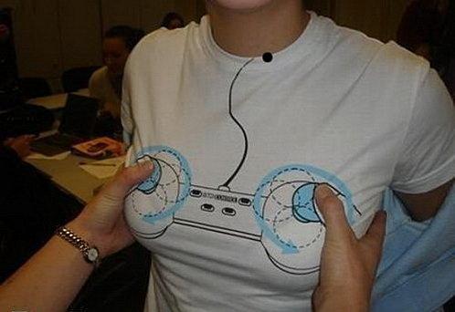 most_awesome_video_game_controller_ever.jpg
