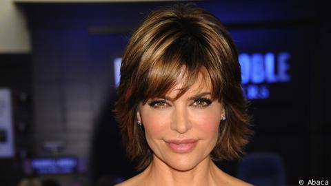 Lisa Rinna ... Elle est en discussions pour être dans Beverly Hills Housewives