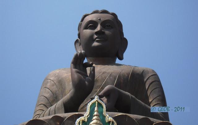 Thaïlande, Thoet Thai : Egypte et Tibet au RDV du Bouddhisme