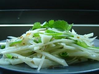 Salade de pommes de terre en juliennes 凉拌土豆丝 liángbàn tǔdòu sī
