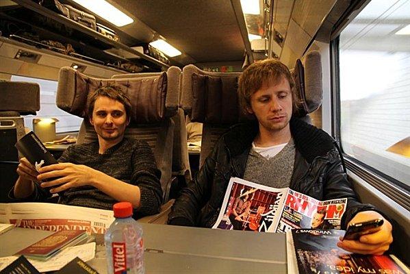 MUSE CAN T TAKE MY EYES OFF muse can t take my eyes off: