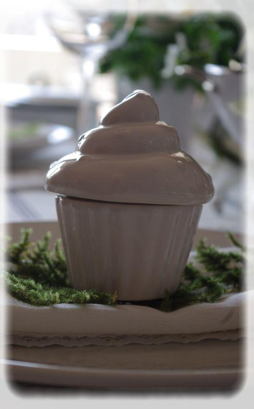 Un diner printanier en blanc.... blanche_bleue_004_modifi__1