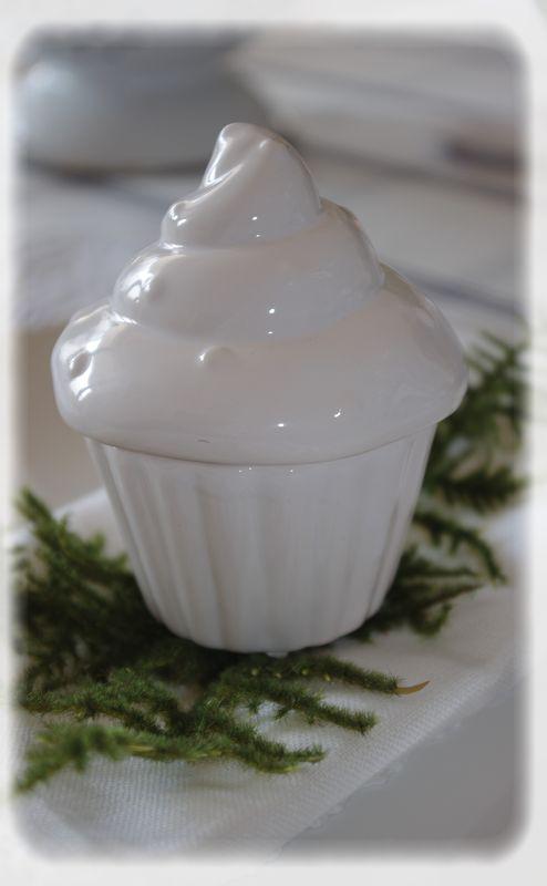 Un diner printanier en blanc.... blanche_bleue_005_modifi__1