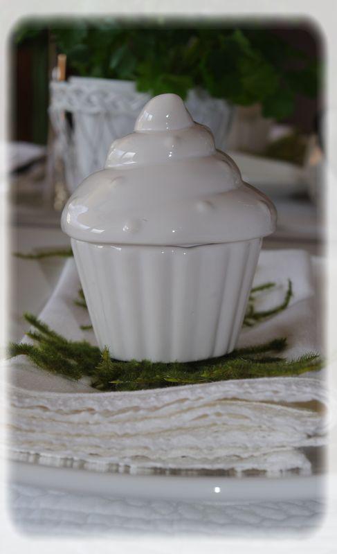 Un diner printanier en blanc.... blanche_bleue_007_modifi__1