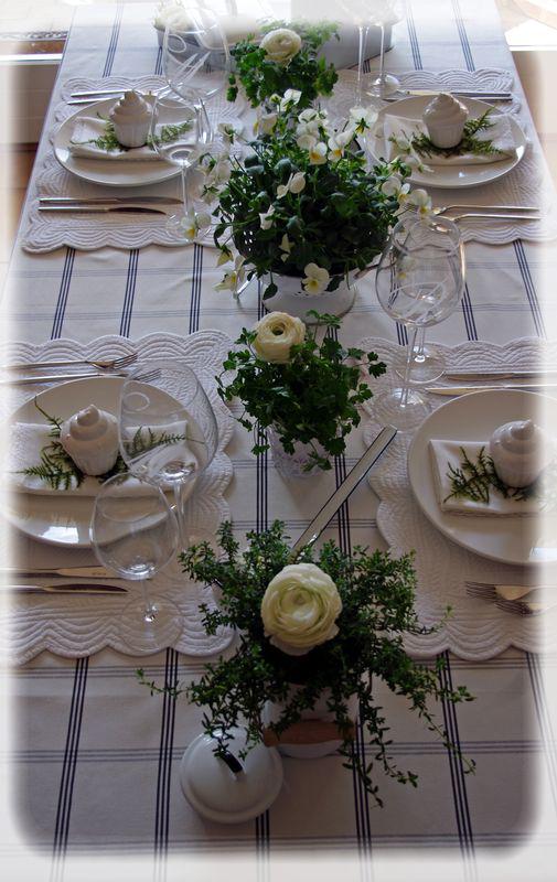 Un diner printanier en blanc.... blanche_bleue_027_modifi__1