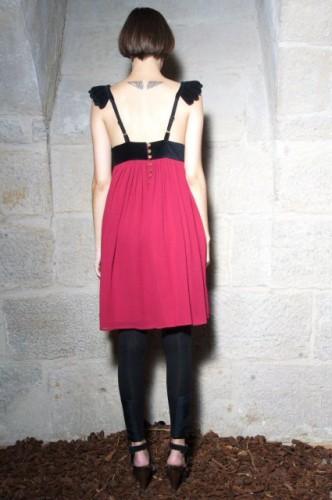 Une robe de créatrice à prix tout doux ... voltigeuse_rbd_ggt_dos-z.jpg