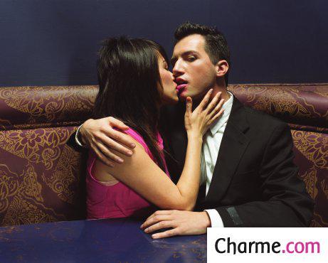 Masturbation coquine pendant la pause-midi