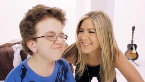 Jennifer Aniston ... Sa ''sextape'' avec Keenan Cahill (vidéo)