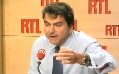 Taïaut ! Taïaut ! la chasse au DSK est ouverte par la meute des chiens de garde de Sarko (III) pierre-lellouche-contre-dsk-dec-2010.1299481740.jpg