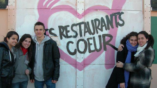 http://static.mcetv.fr/img/2011/03/RestoduCoeur1.jpg