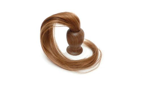 Almost Usual Hair Objects par Emilie Voirin