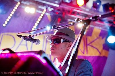 Sly Johnson, les Gréements de Fortune et les autres font groover Paris !!! Sly Johnson, les Gréements de Fortune et les autres font groover Paris !!!