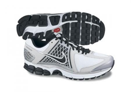 nike-zoom-vomero-6-white-metallic-silver-black La Vomero +6 est annoncée