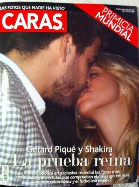 Shakira et Gerard Piqué ... Ils s'embrassent en Une du magazine CARAS (photo) Shakira et Gerard Piqué ... Ils s'embrassent en Une du magazine CARAS (photo)