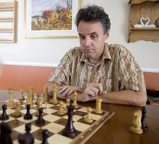 Progressez aux échecs avec Jean Hébert !