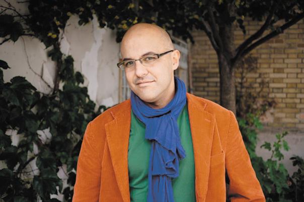 CRÉATION SONORE ET WEBDOCUMENTAIRE http://www.medias-inrocks.com/uploads/tx_inrocksttnews/Mehdi-Ahoudig-604.jpg