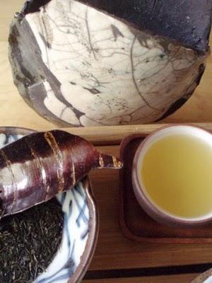 Sencha troublé par le Japon: catastrophe et philosophie