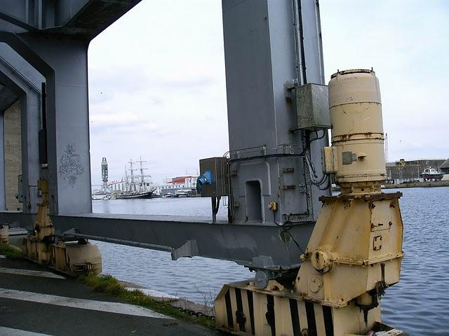 tribord toute tribord toute