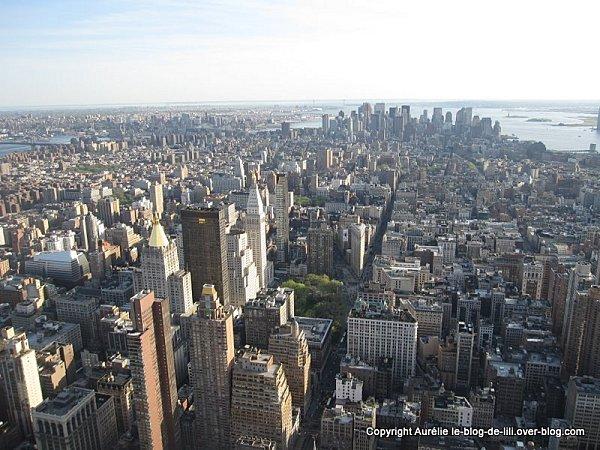 NY Empire state building 12 pointe manhattan jour