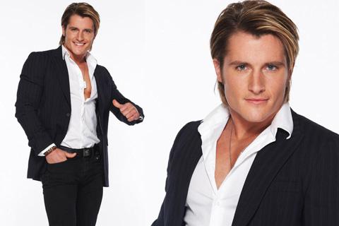 Carré Viiip ... portrait et photo de Jean-Philippe ... le Mister muscle de la campagne Carré Viiip ... portrait et photo de Jean-Philippe ... le Mister muscle de la campagne