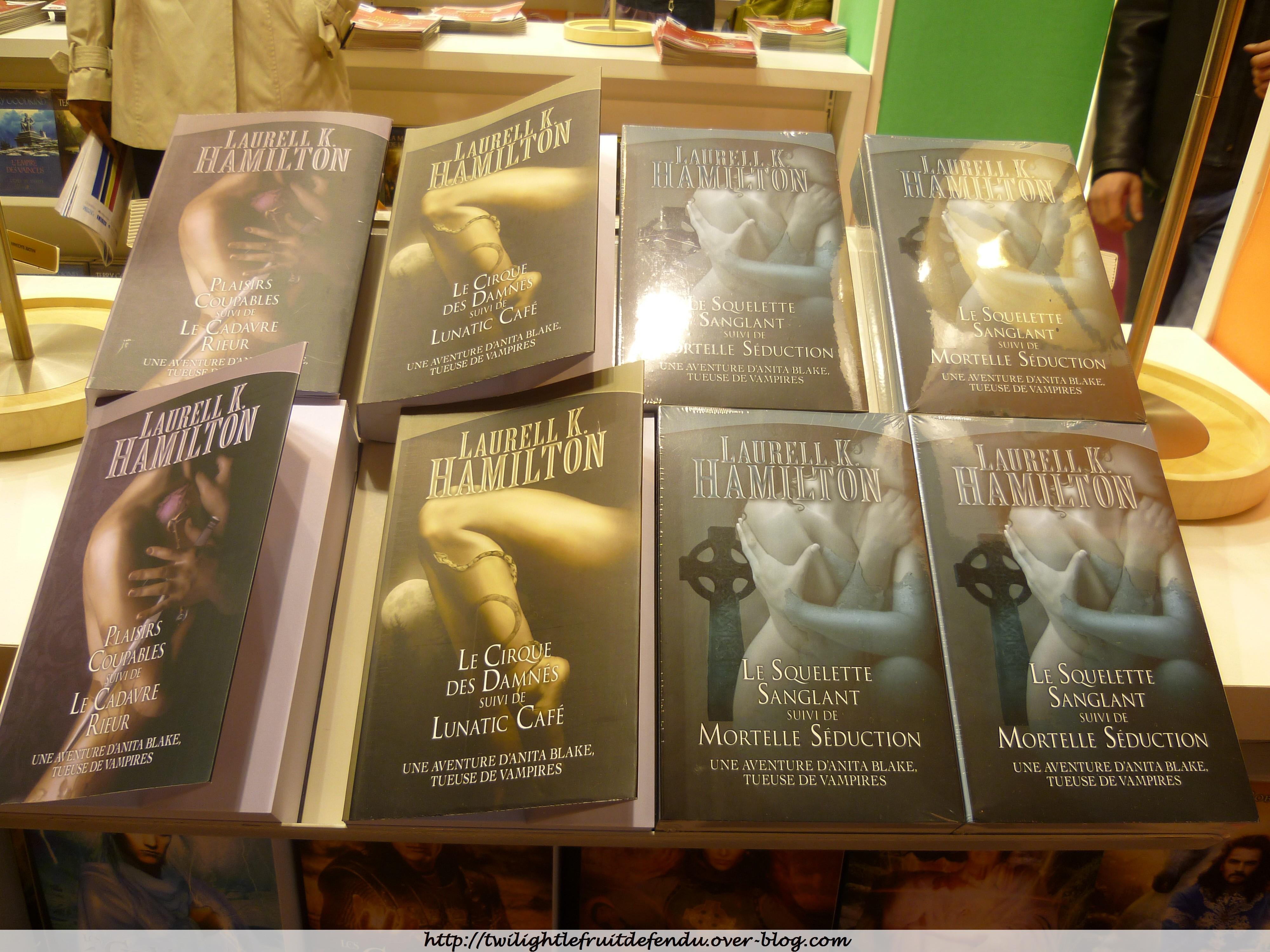 Une soirée au Salon du Livre ! http://img854.imageshack.us/img854/3143/anitablake.jpg