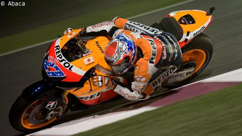 Casey Stoner ... vainqueur du 1er Grand Prix Moto GP au Qatar, Valentino Rossi 7eme Casey Stoner ... vainqueur du 1er Grand Prix Moto GP au Qatar, Valentino Rossi 7eme