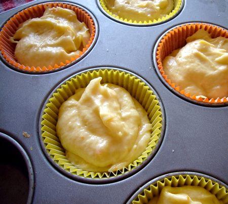 Cakes siciliens à l'orange etape_moule_gros_plan