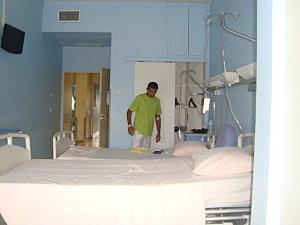 titi et l'hôpital des eaux claires titi-l-hopital-003.JPG