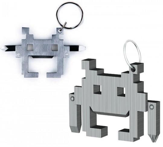 space_intruder_invader_multi_tool space intruder invader multi tool 540x485 Des tournevis pour Space Invaders