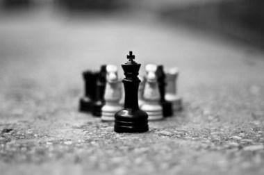 « The King and the Pawn » « The King and the Pawn »