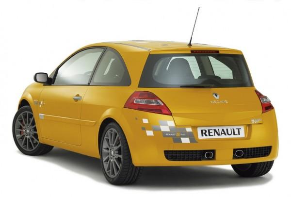 Essai retro Renault M gane 2 RS F1 Team R26 Encore une bouffeuse de Golf