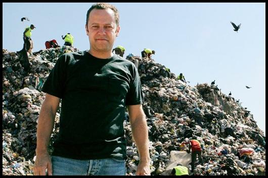 Vik Muniz Vik Muniz : Waste Land, une belle leçon de vie...
